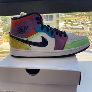 Air Jordan 1 Mid SE ‘Lightbulb’